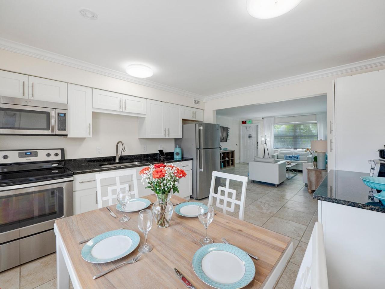 Bright And Sunny 2Br !!Close To Peanut Island!! Ривьера-Бич Экстерьер фото